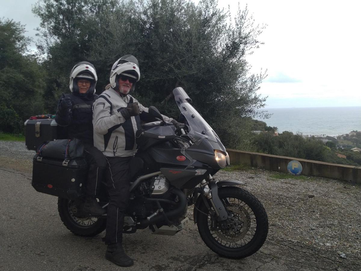 Cap Corse Uribellinu 2 Formule Petit Dejeuner Santa-Maria-di-Lota Buitenkant foto