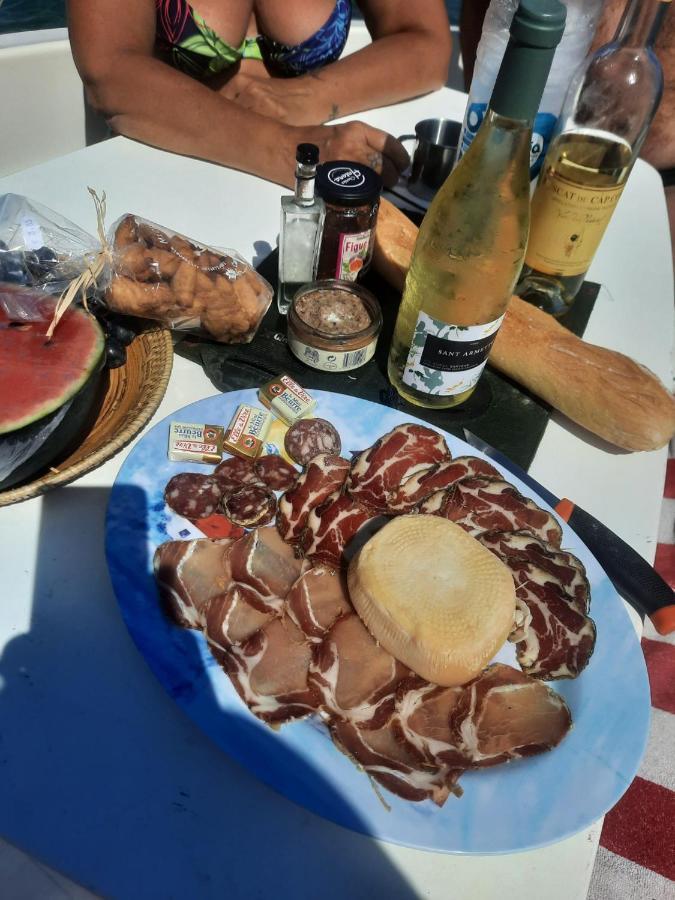 Cap Corse Uribellinu 2 Formule Petit Dejeuner Santa-Maria-di-Lota Buitenkant foto